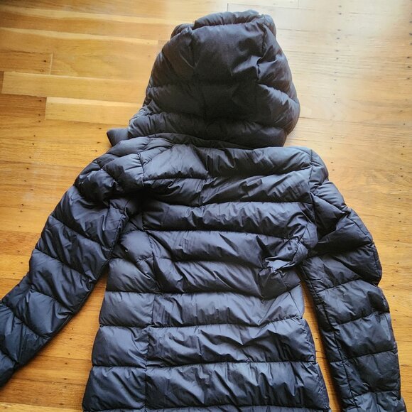Uniqlo women's ultra light down jacket XS black - Picture 9 of 10